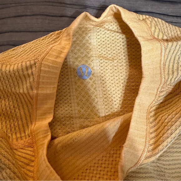 Lululemon long sleeve - Picture 3 of 3